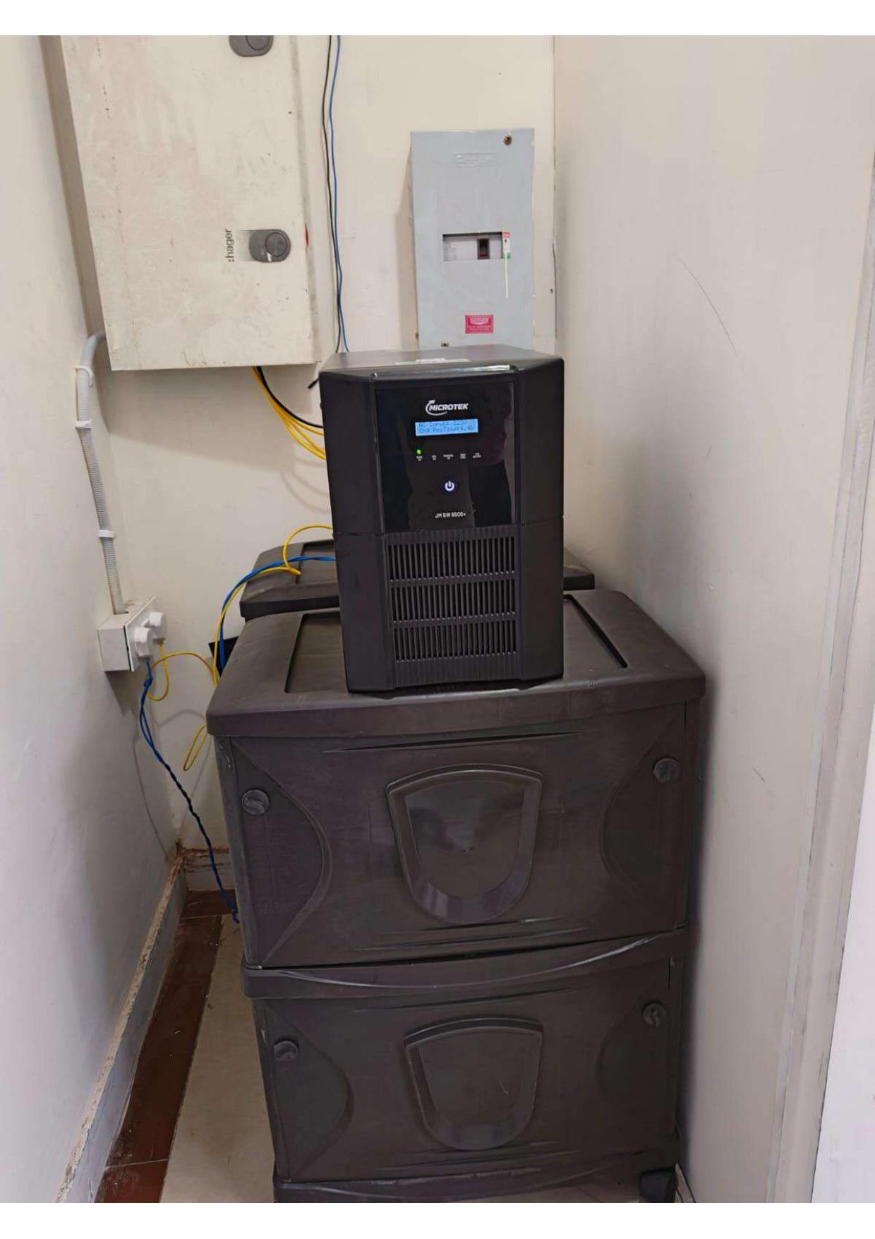 Microtek UPS install
